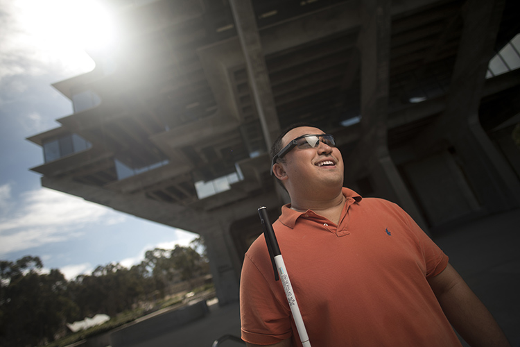 Jimmy Cong, a vision impaired UC San Diego student