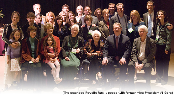 Photo of Revelle Family and Al Gore
