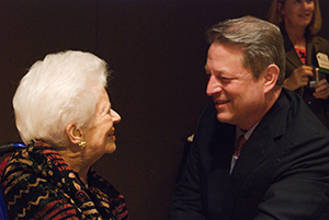 Photo of Ellen Revelle and Al Gore (Photo / Victor W. Chen)