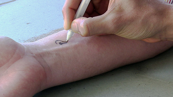 Photo: The sensors also work directly on the skin to, for example, detect glucose.
